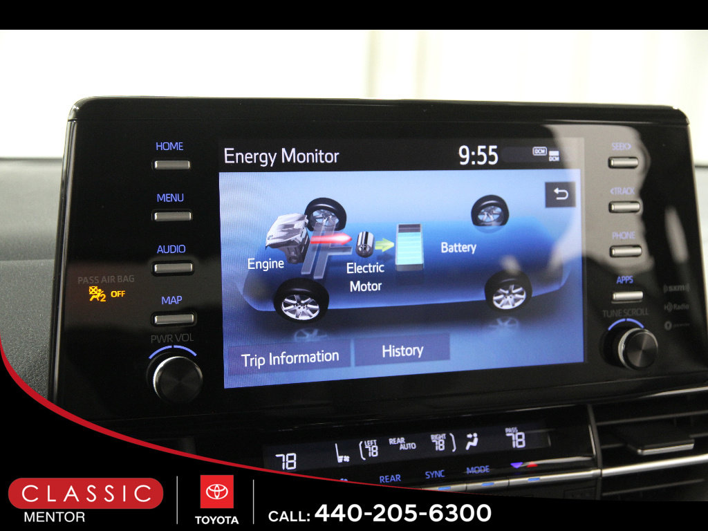 Certified 2024 Toyota Sienna XLE FWD image 12