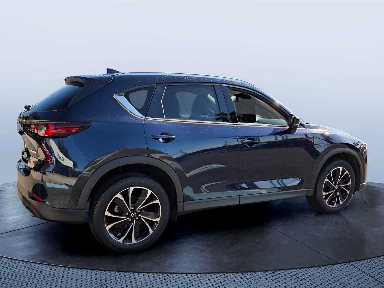 Certified 2022 MAZDA CX-5 AWD 2.5 S w/ Premium Plus Pkg image 3