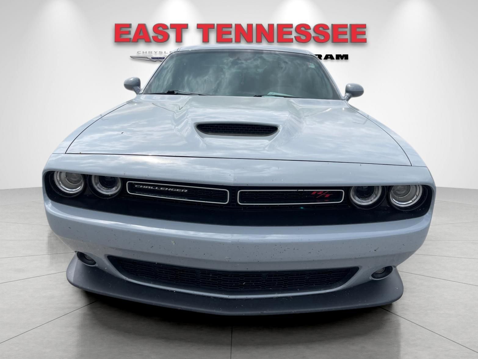 Used 2022 Dodge Challenger R/T w/ Performance Handling Group RWD image 9