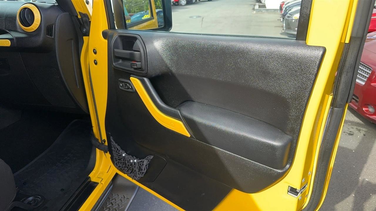 Used 2015 Jeep Wrangler Unlimited Sport w/ Quick Order Package 24S image 32