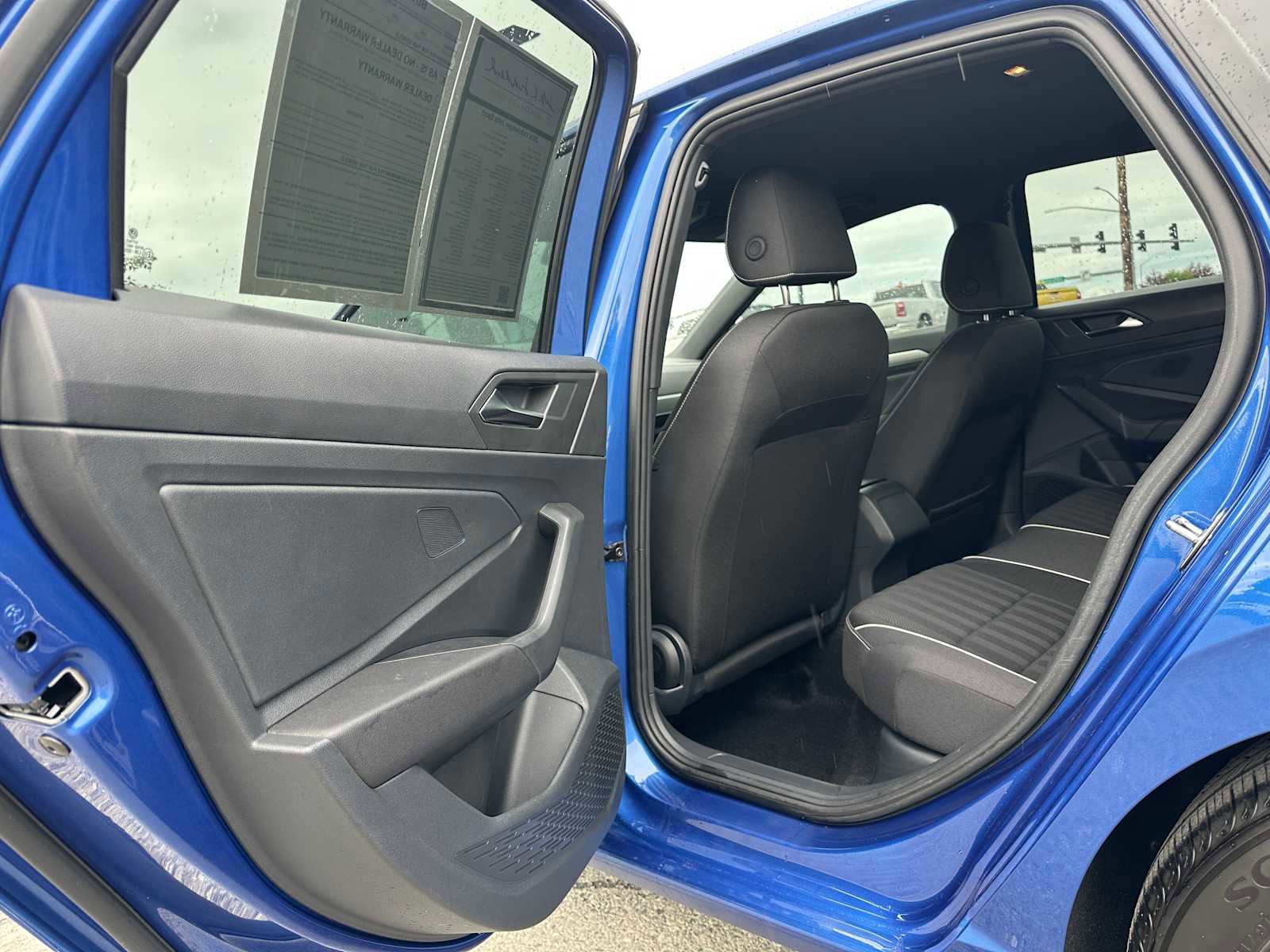 Used 2024 Volkswagen Jetta Sport image 15