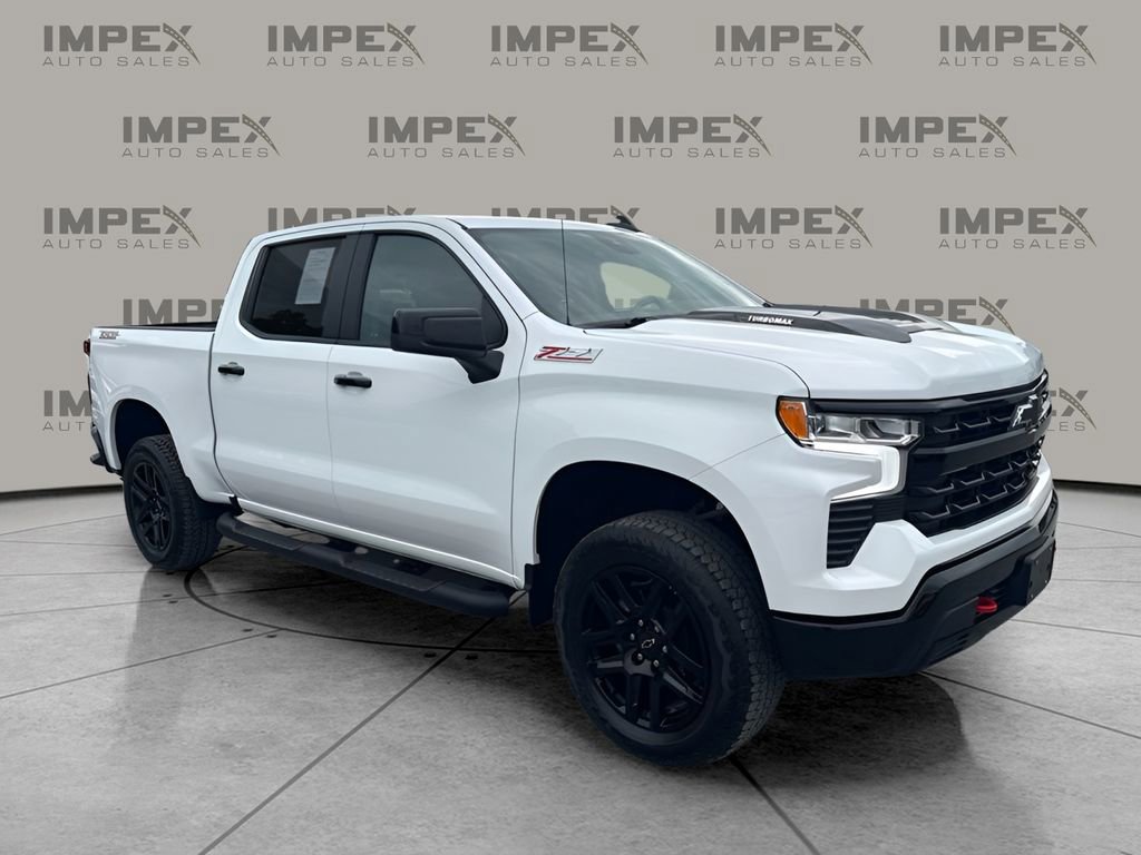 Used 2025 Chevrolet Silverado 1500 LT Trail Boss w/ Protection Package AWD/4WD image 7