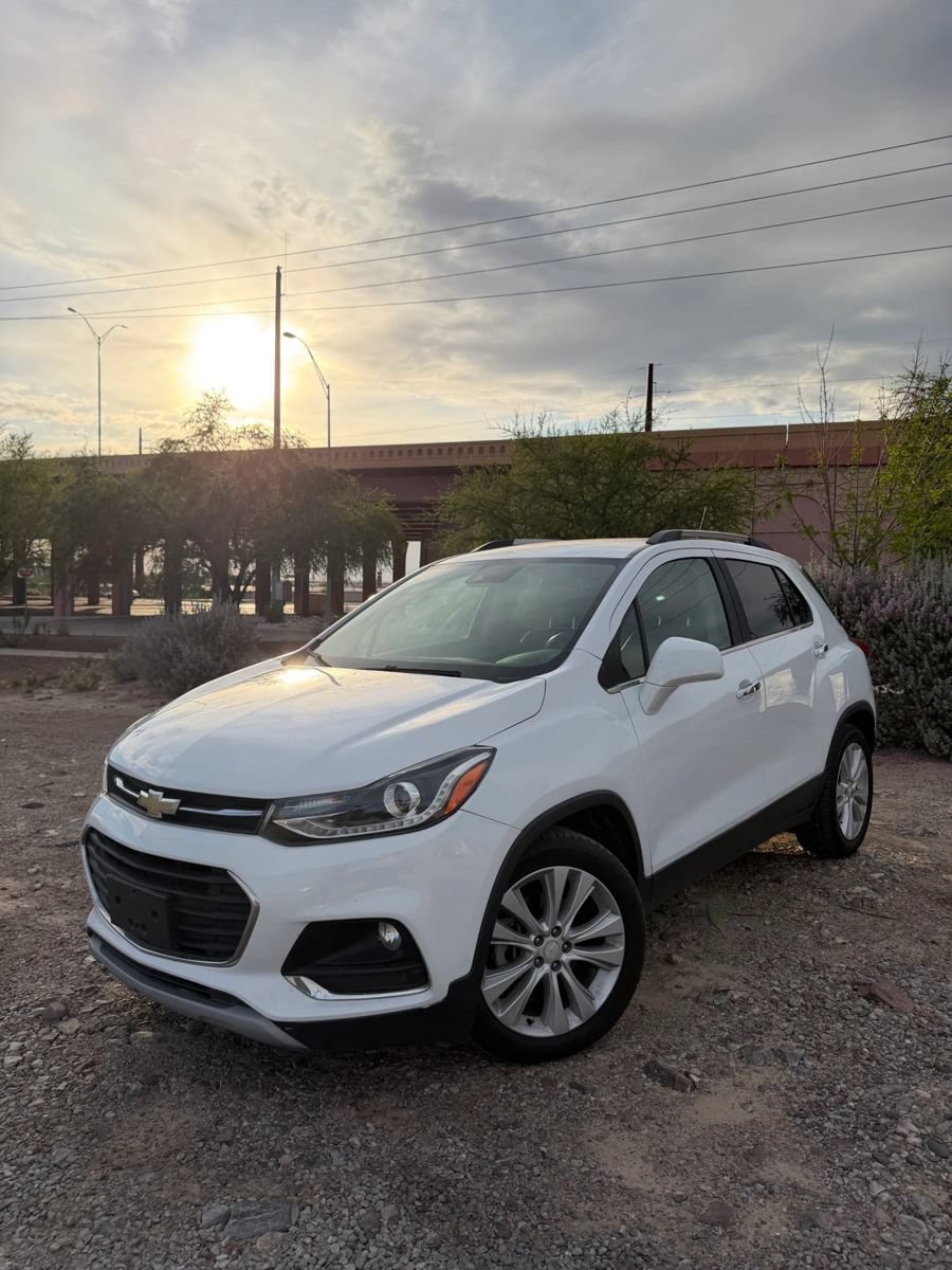 Used 2018 Chevrolet Trax Premier FWD image 1