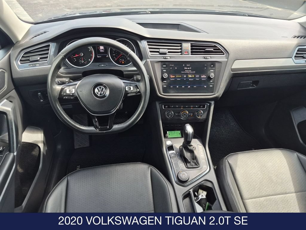 Used 2020 Volkswagen Tiguan SE w/ Panoramic Sunroof Package AWD/4WD image 18