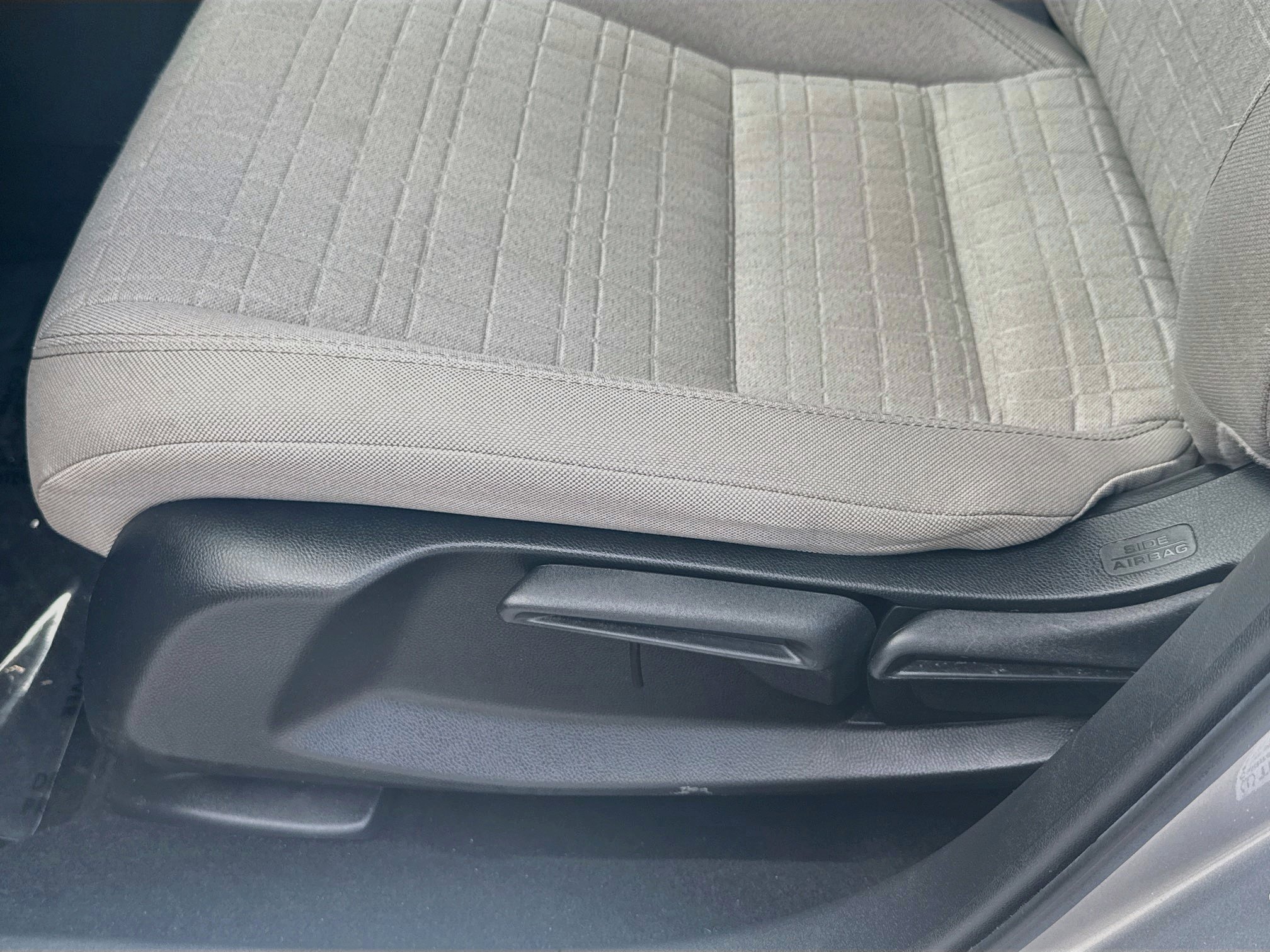 Certified 2024 Honda HR-V LX image 17