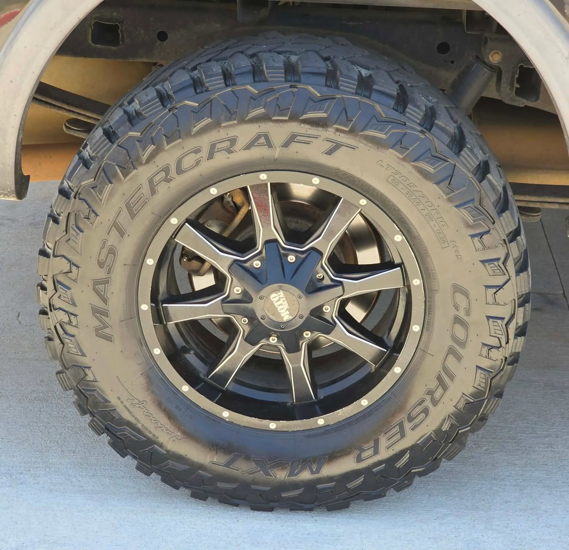Used 2014 Ford F150 FX4 w/ Equipment Group 401A Mid AWD/4WD image 30