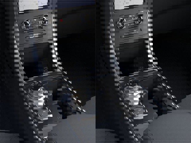 Used 2024 Ford Edge SE w/ Black Appearance Package image 15