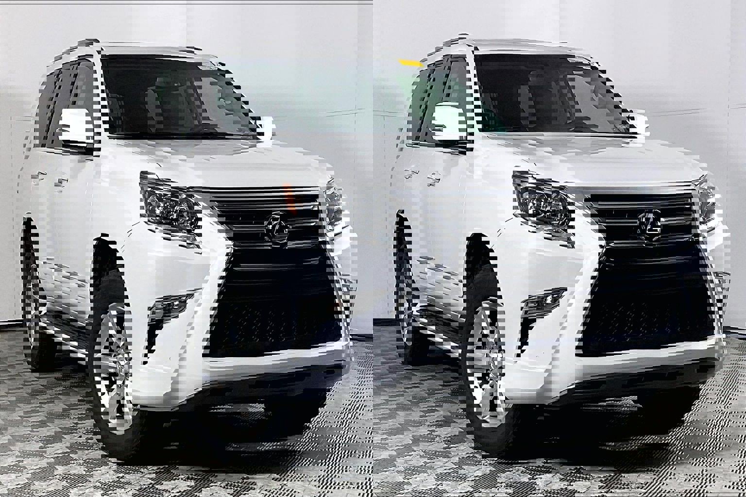 Used 2018 Lexus GX 460 image 1