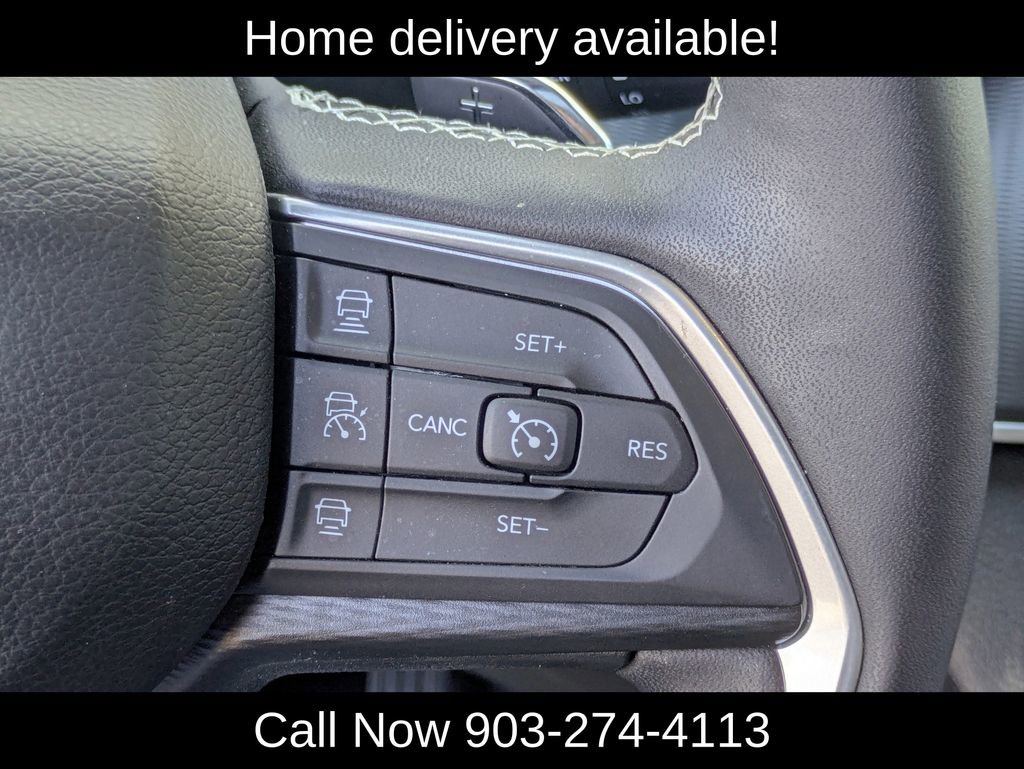 Used 2025 Jeep Grand Cherokee Altitude image 26