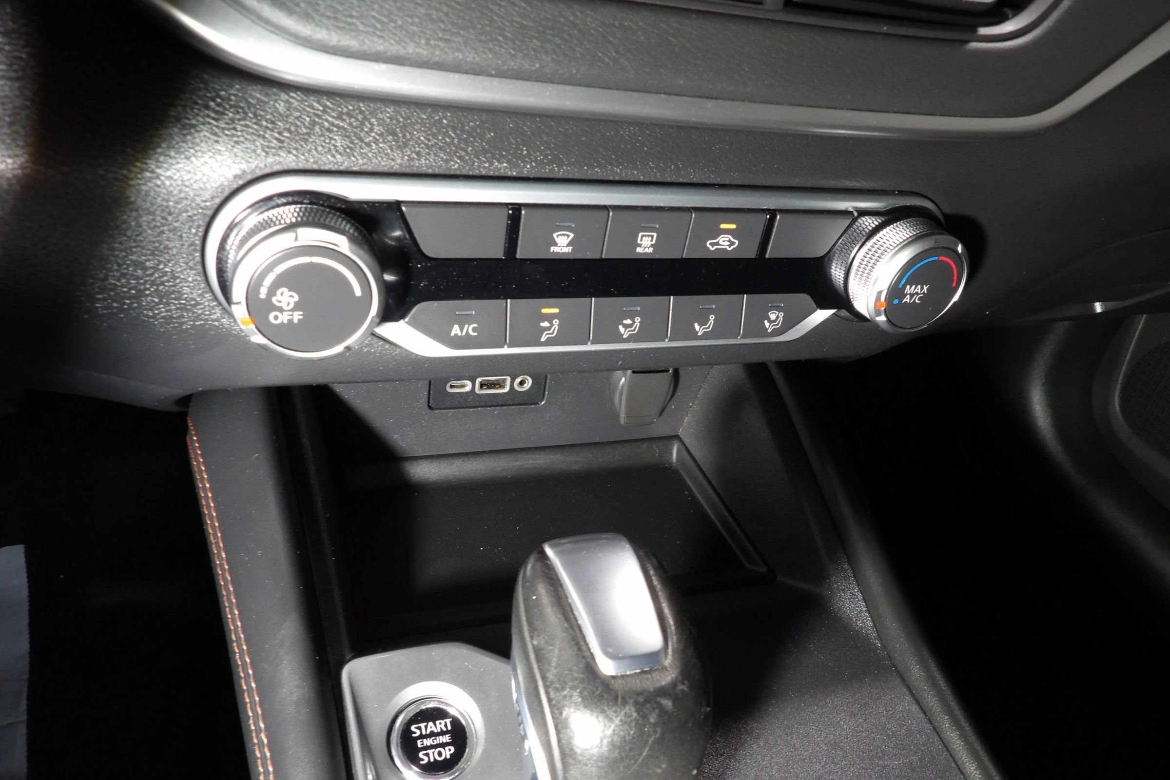 Used 2022 Nissan Altima 2.5 SR FWD image 12