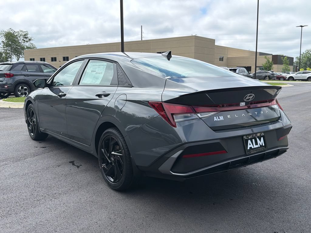 New 2026 Hyundai Elantra Sport FWD image 4