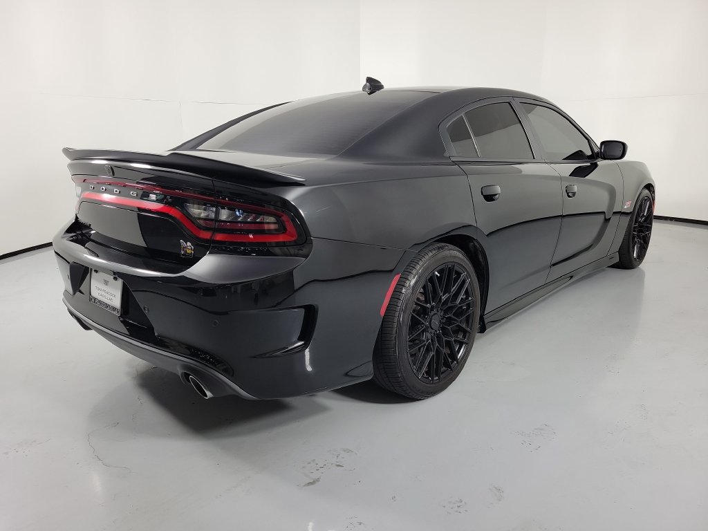 Used 2022 Dodge Charger Scat Pack w/ Driver Convenience Group RWD image 4