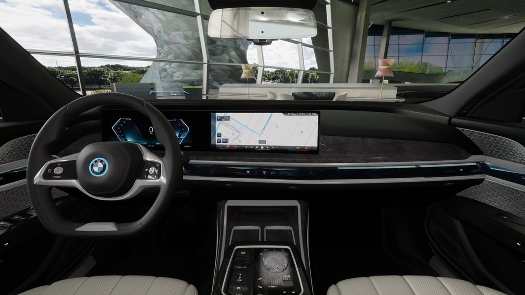 Used 2026 BMW i7 eDrive50 w/ Executive Package image 32