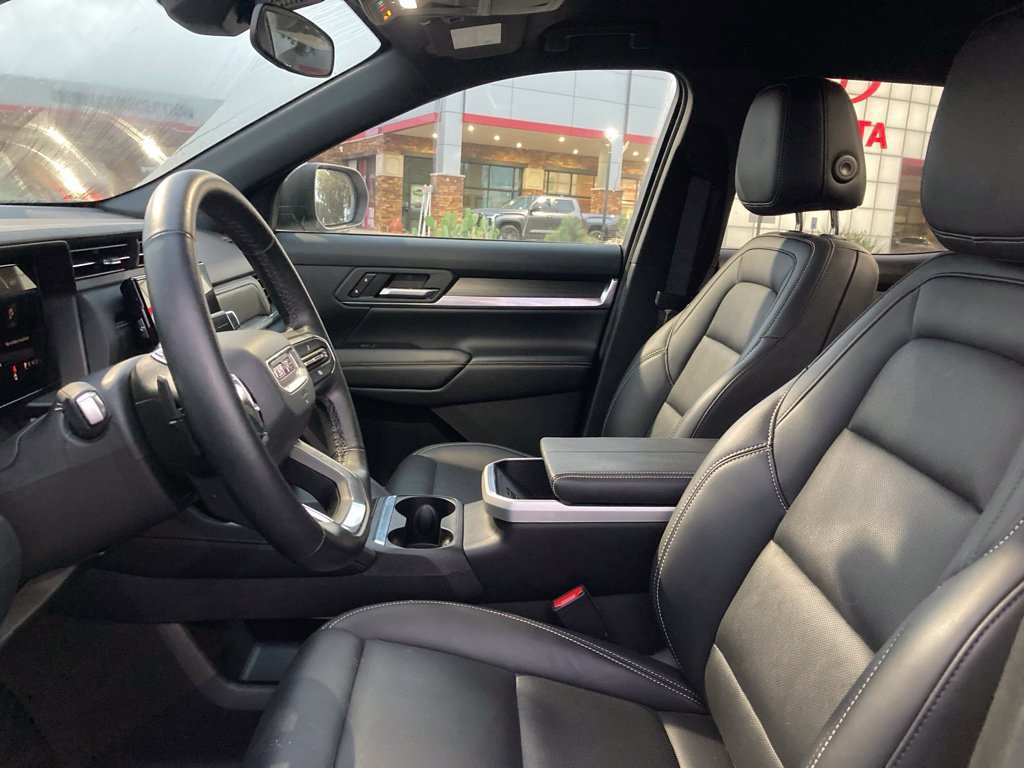 Used 2026 GMC Terrain Elevation w/ Elevation Premium Package AWD/4WD image 10