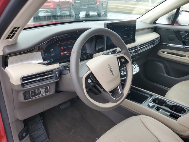 Certified 2023 Lincoln Corsair AWD w/ Equipment Group 101A image 13