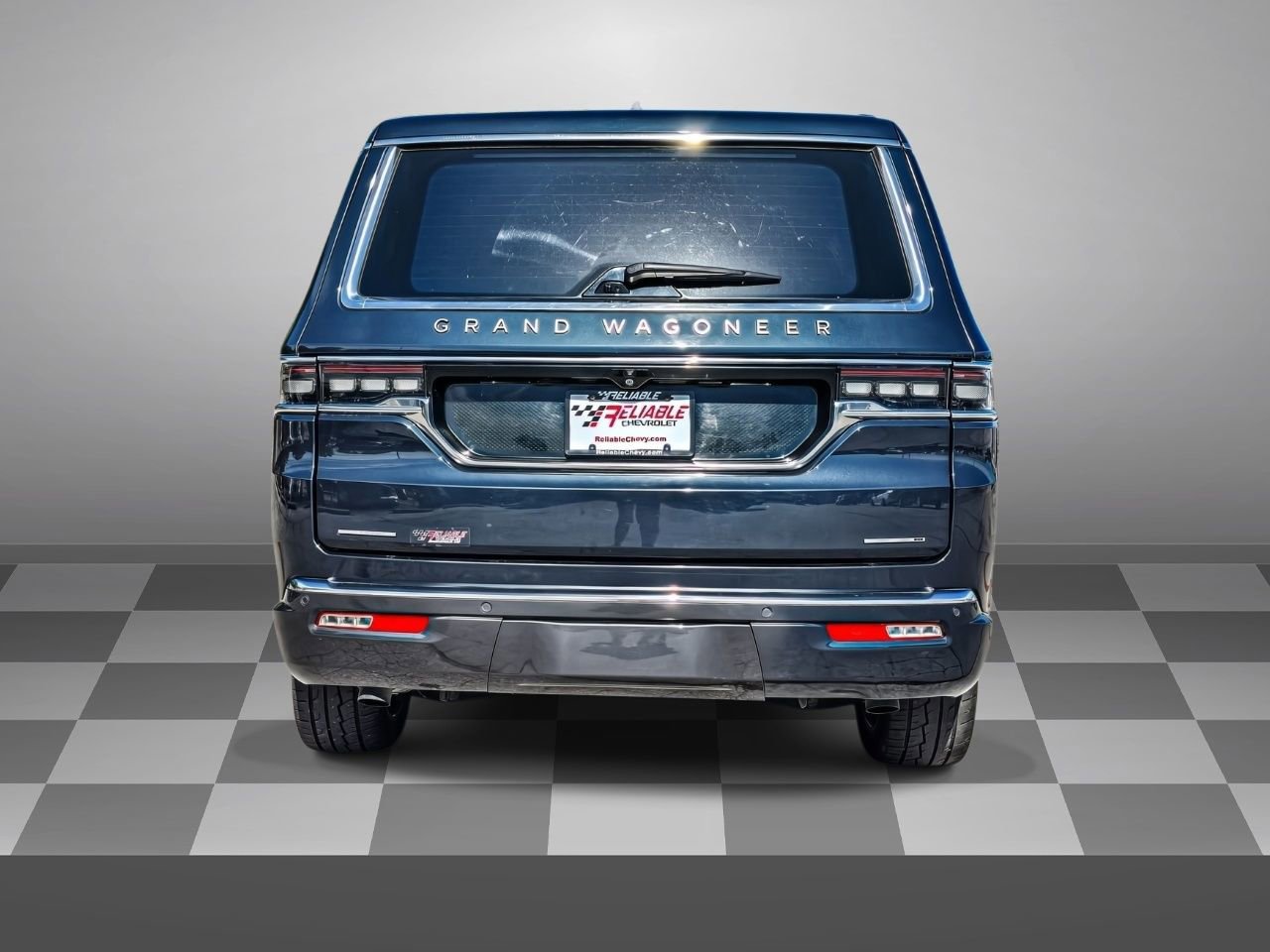 Used 2022 Jeep Grand Wagoneer Series III AWD/4WD image 5