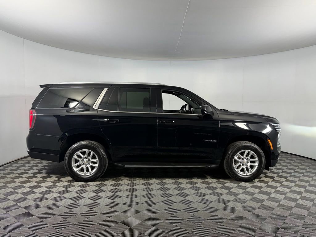 Used 2025 Chevrolet Tahoe LT image 3