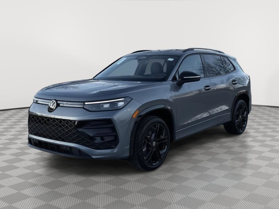 New 2026 Volkswagen Tiguan SE R-Line image 7