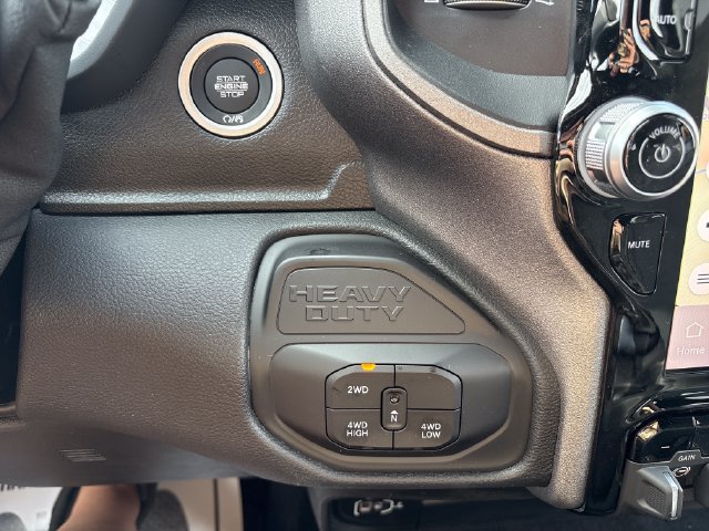 New 2026 RAM 2500 Tradesman AWD/4WD image 18