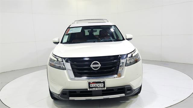 Certified 2023 Nissan Pathfinder Platinum FWD image 2