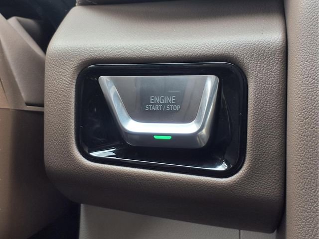 New 2026 GMC Yukon Denali w/ Denali Reserve Package image 10