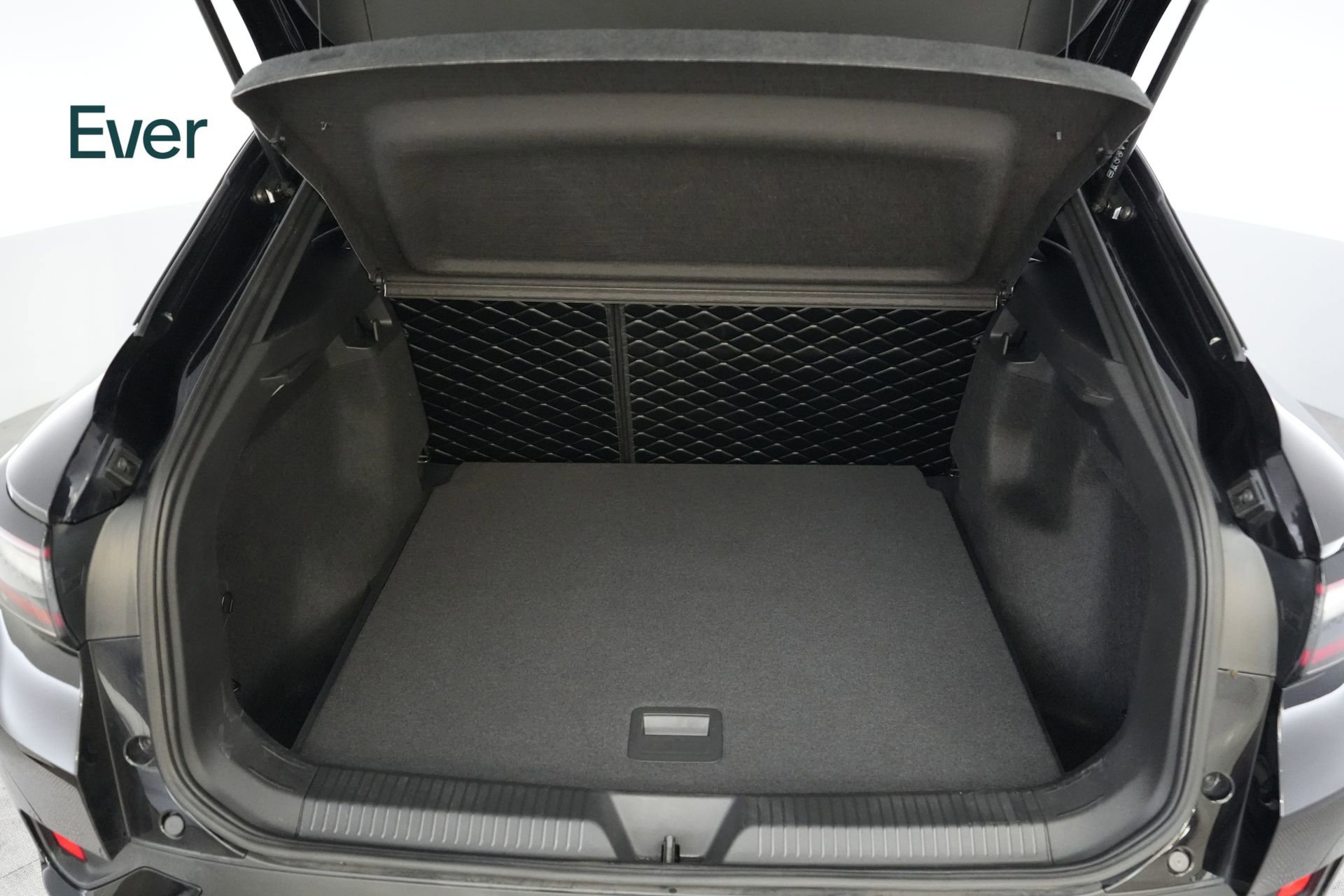 Used 2023 Volkswagen ID.4 Pro image 8