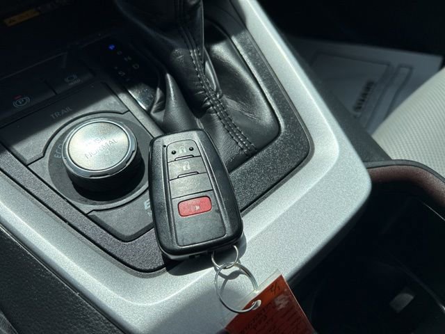 Used 2024 Toyota RAV4 Limited w/ Advanced Technology Package AWD/4WD image 57