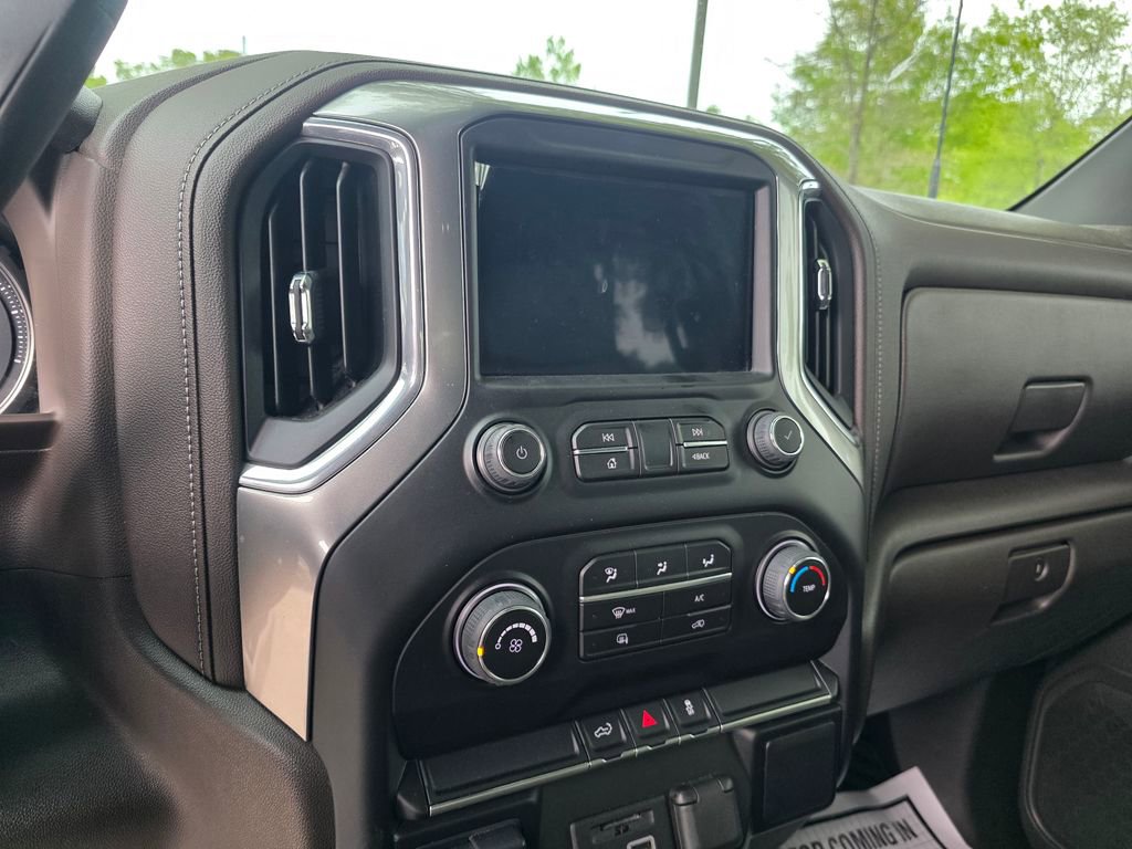 Used 2023 Chevrolet Silverado 3500 LT w/ Gooseneck/5TH Wheel Package image 12