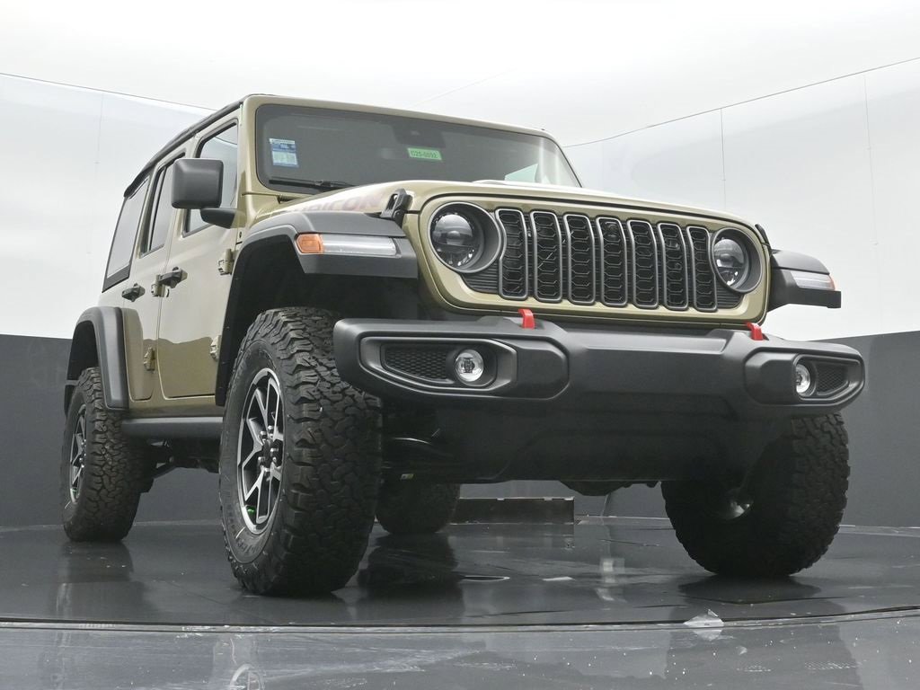 Certified 2025 Jeep Wrangler Unlimited Rubicon w/ Technology Group image 27
