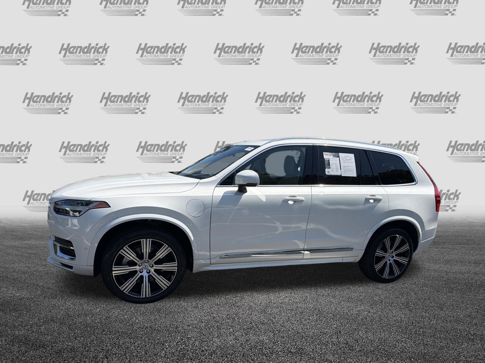 Certified 2024 Volvo XC90 T8 Ultimate w/ Protection Package Premier AWD/4WD image 7