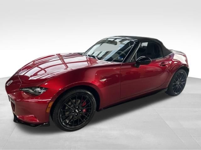 New 2026 MAZDA MX-5 Miata Club w/ Interior Package RWD image 1