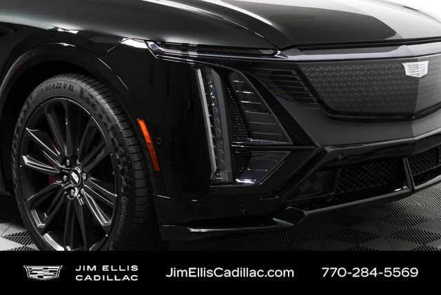 Certified 2026 Cadillac Lyriq V w/ LPO, Floor Liner Package AWD/4WD image 38