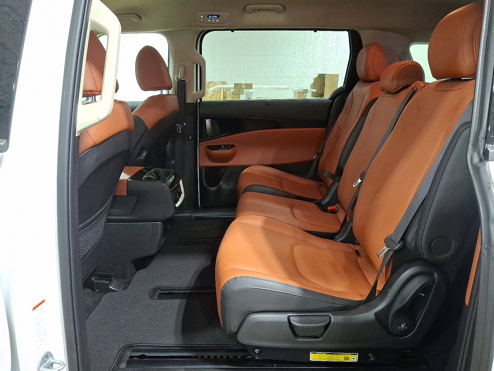 Used 2024 Kia Carnival SX image 10