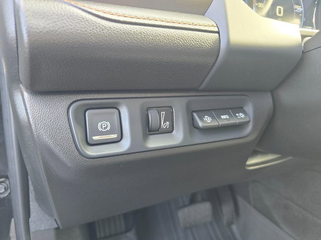 Used 2023 GMC Acadia AT4 w/ GMC Pro Grade Package AWD/4WD image 22