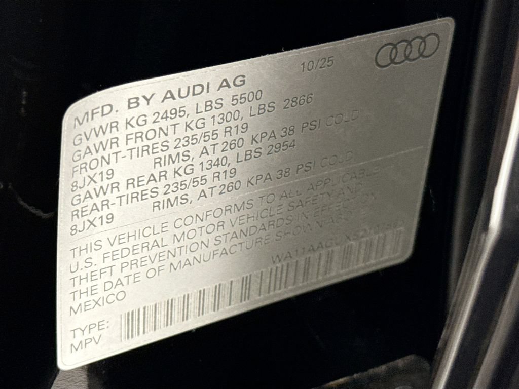 Used 2025 Audi Q5 Premium AWD/4WD image 36