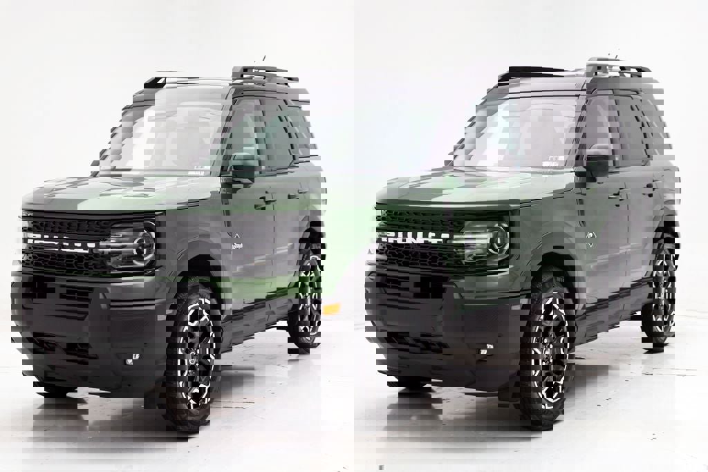 Used 2025 Ford Bronco Sport Outer Banks w/ Outer Banks Tech Package+ video 2