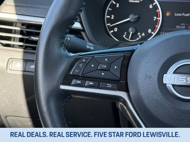 Used 2024 Nissan Altima 2.5 SL FWD image 12