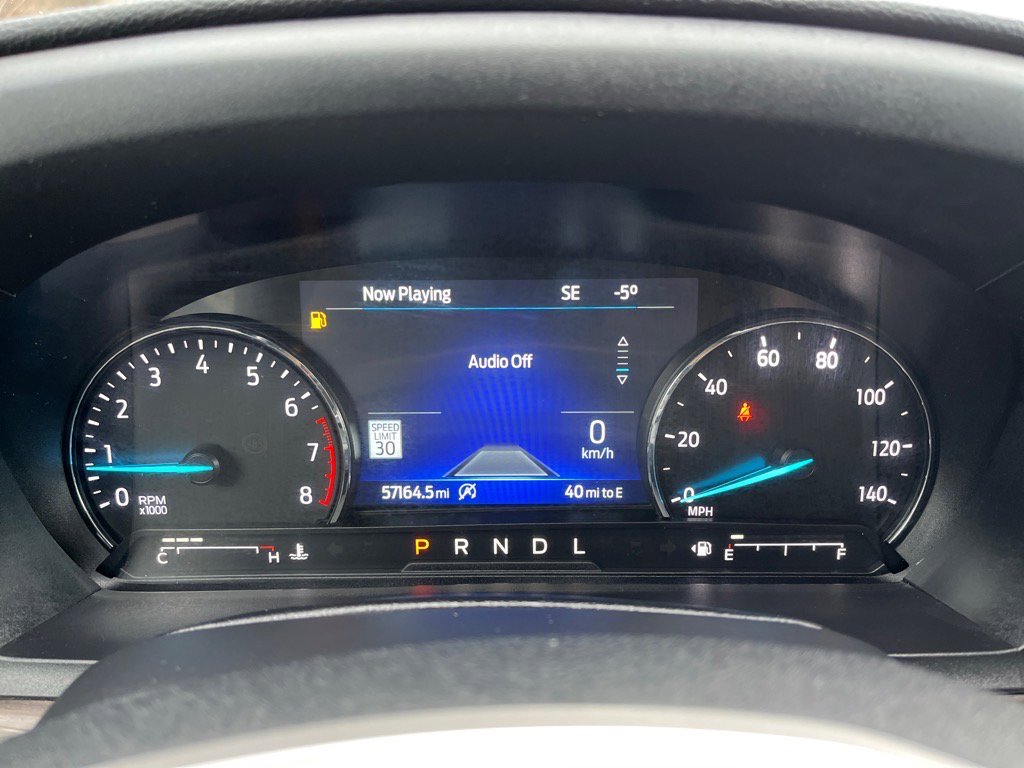 Used 2022 Ford Explorer Limited image 16