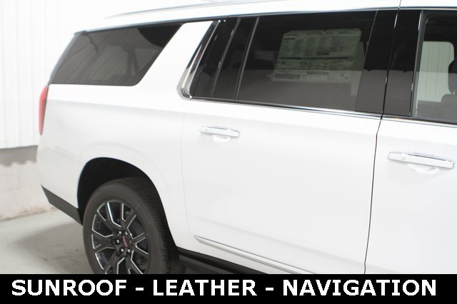New 2025 GMC Yukon XL Denali w/ Sun & Power Step Package image 4