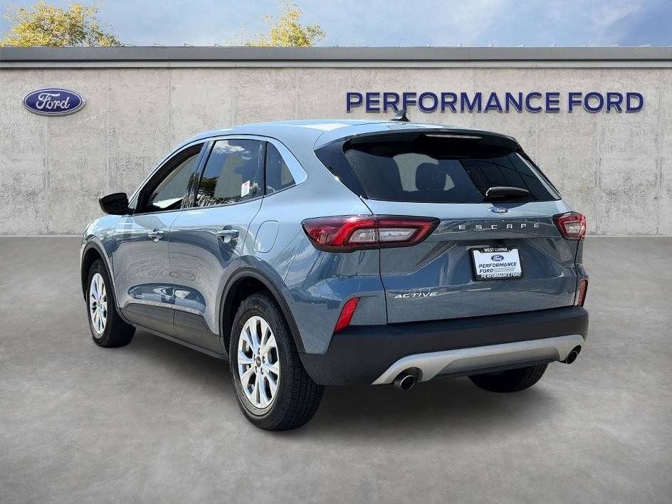 Used 2024 Ford Escape Active FWD image 11