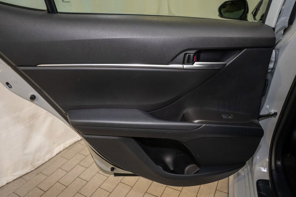Certified 2024 Toyota Camry SE image 9