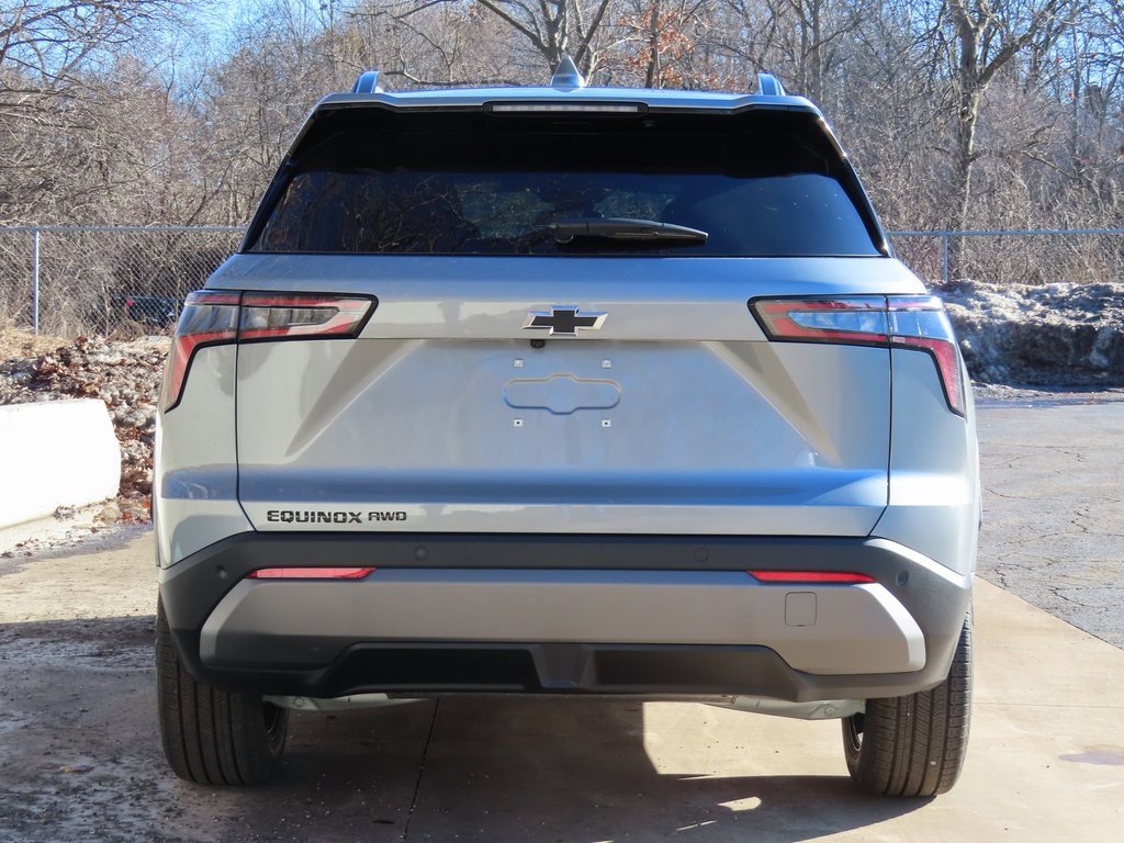 New 2026 Chevrolet Equinox LT image 18