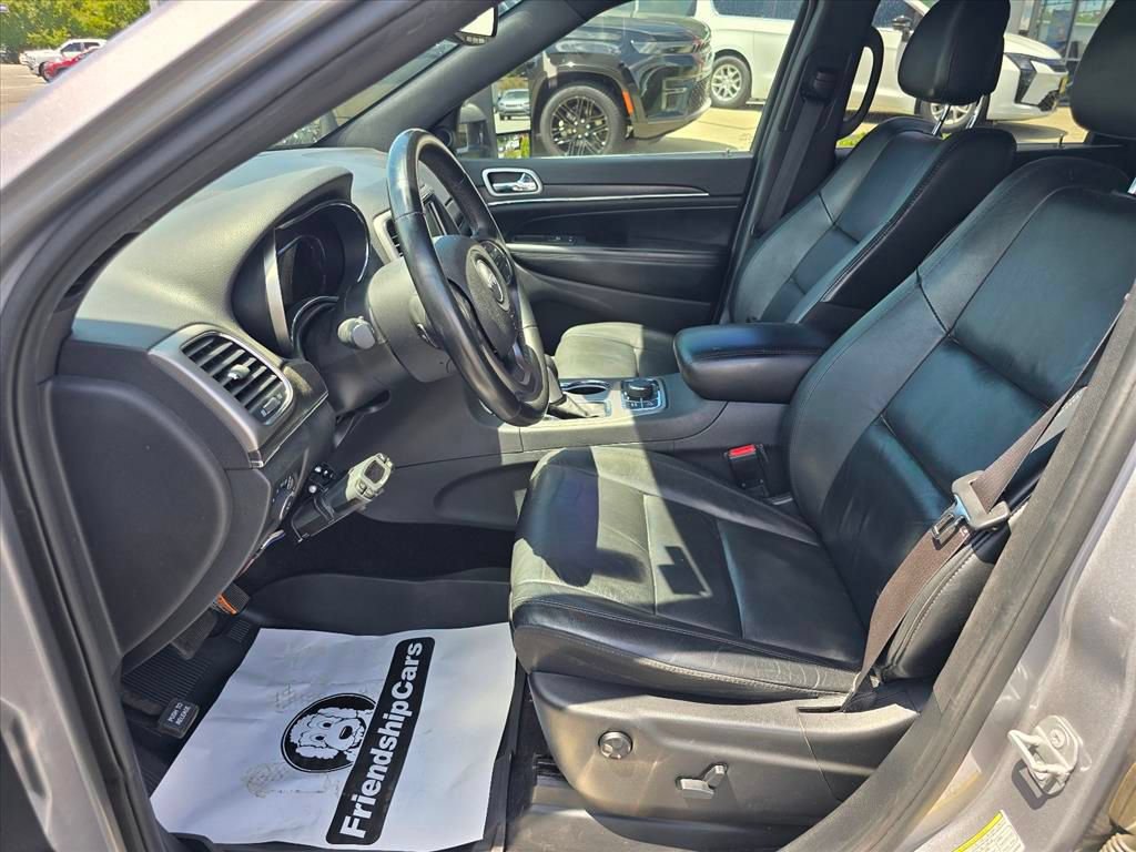Used 2018 Jeep Grand Cherokee Limited w/ Trailer Tow Group IV AWD/4WD image 11