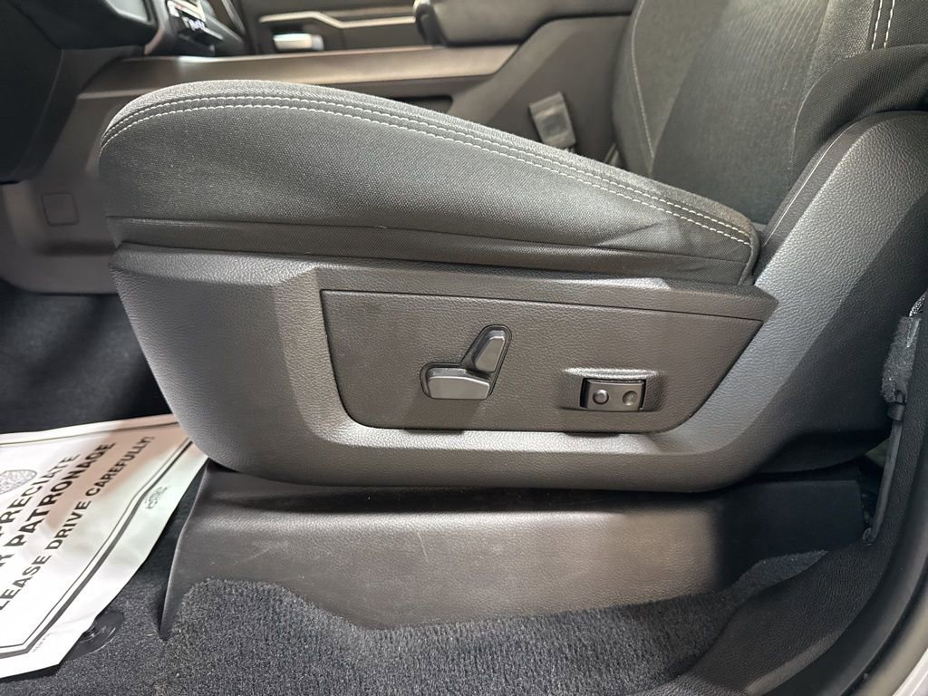 Certified 2022 RAM 2500 Big Horn w/ Night Edition image 26