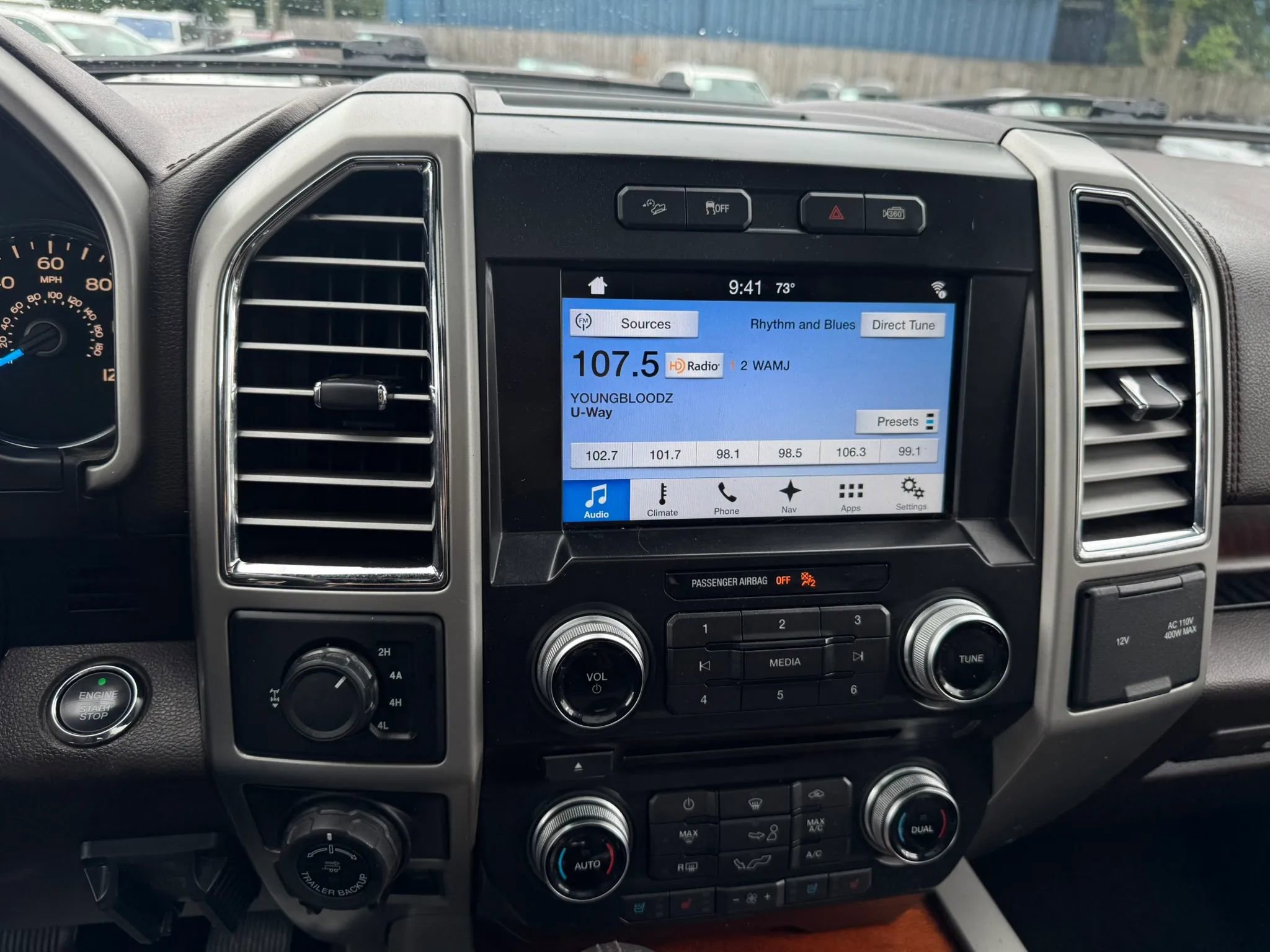 Used 2016 Ford F150 King Ranch w/ Equipment Group 601A Luxury AWD/4WD image 18