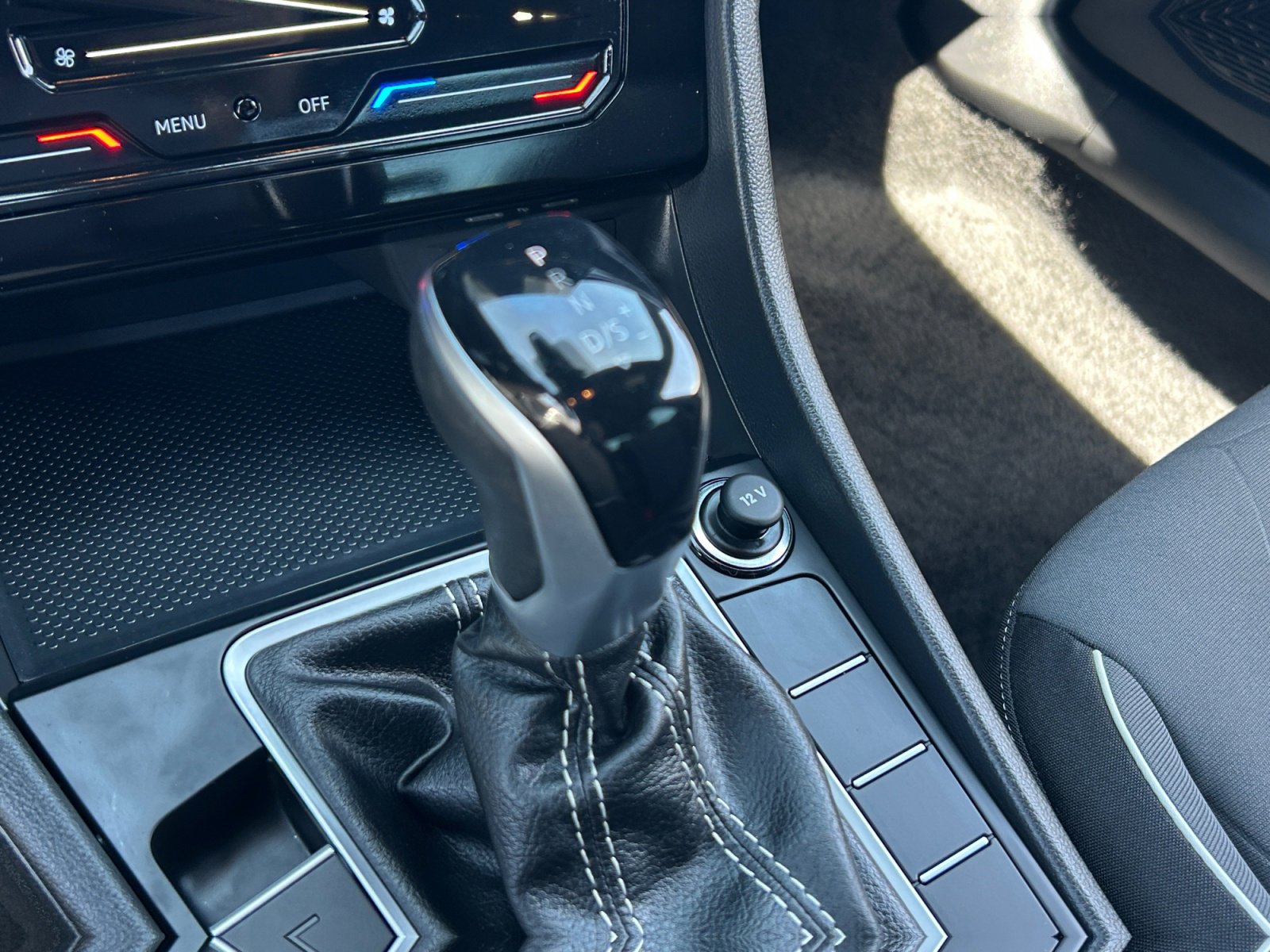 Certified 2026 Volkswagen Jetta Sport image 15