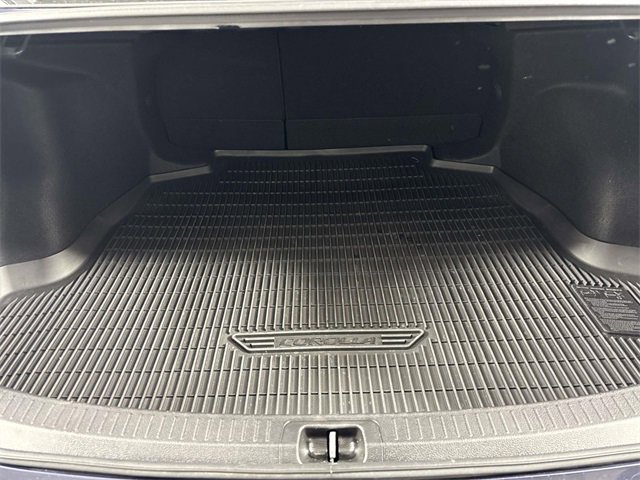 Used 2023 Toyota Corolla LE image 9