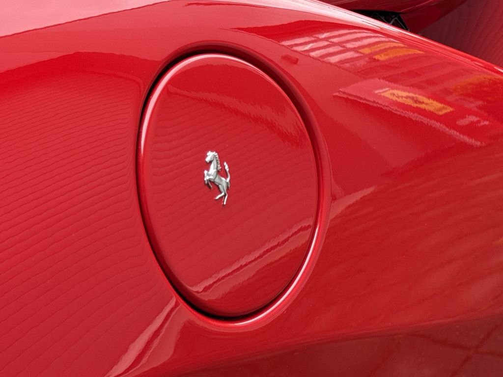 Certified 2022 Ferrari F8 Tributo RWD image 36