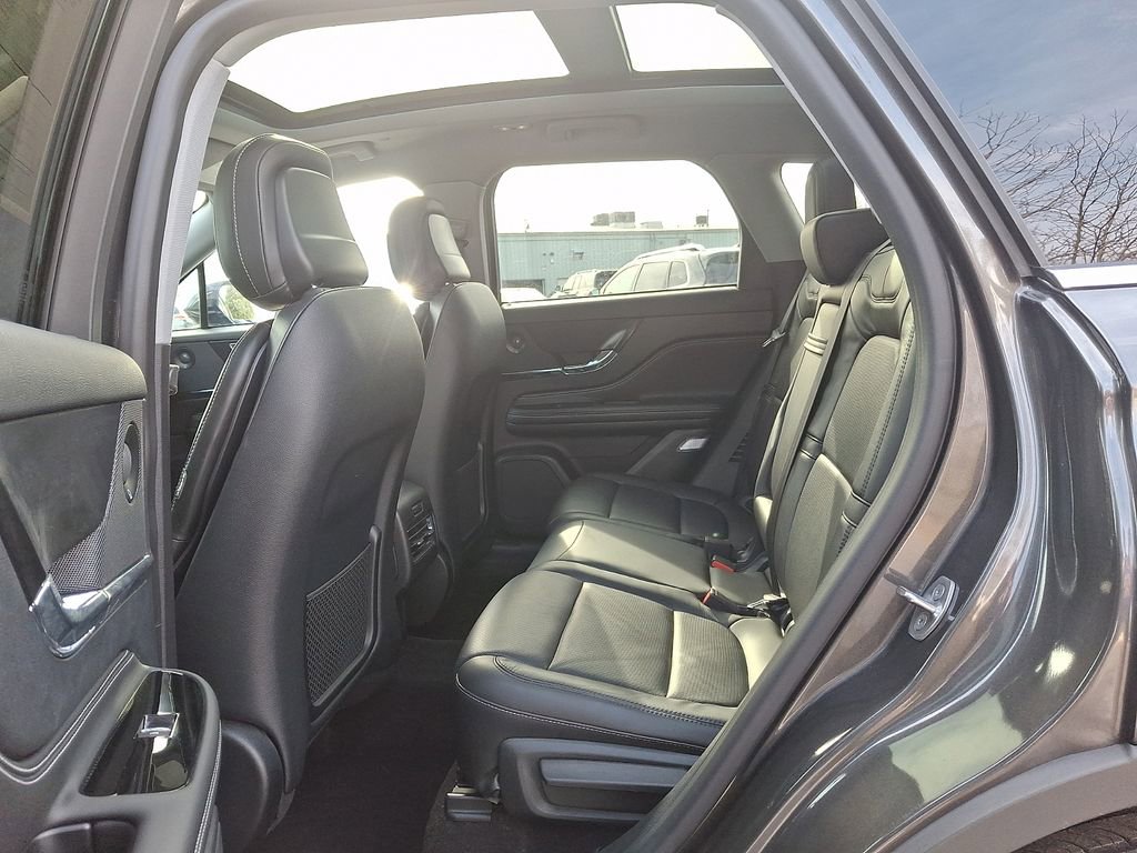 Used 2020 Lincoln Corsair Reserve w/ Elements Package AWD/4WD image 14