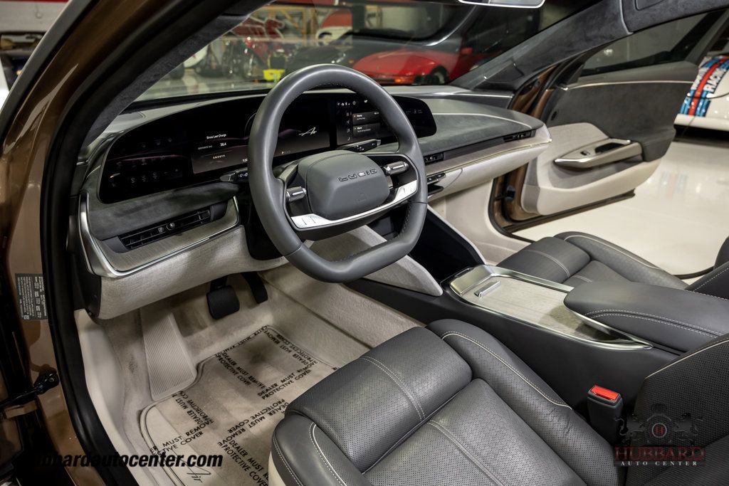 Used 2022 Lucid Air Dream Edition image 18
